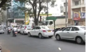 CNG Shortage Triggers Kilometer-Long Queues at City Fuel Stations