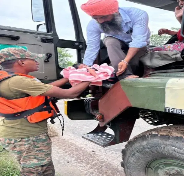 Army rescues thousands from flood-hit north India