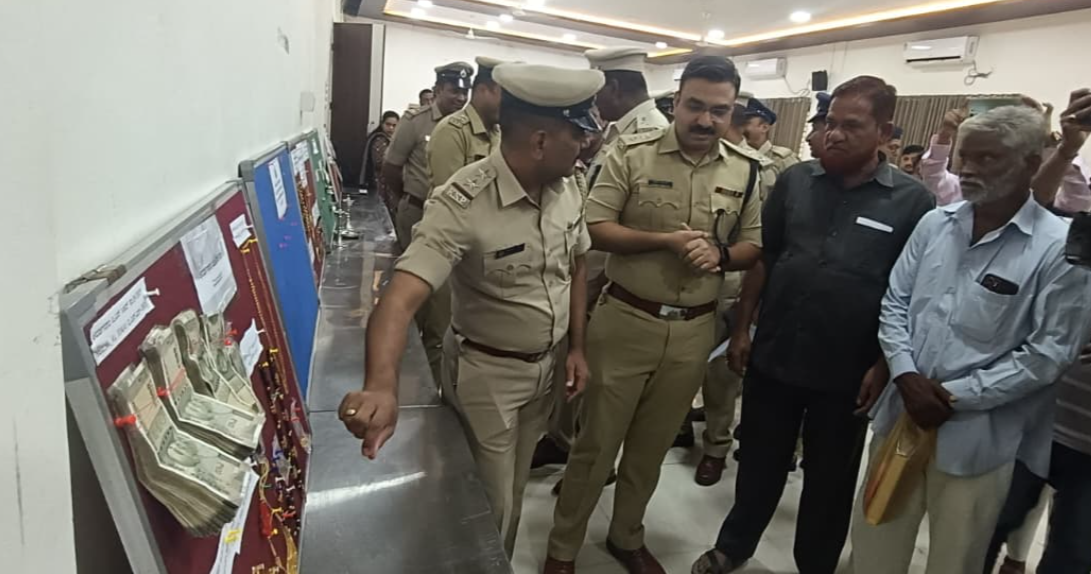 Vijayapura police crack 30 cases, recover ₹1.60 crore