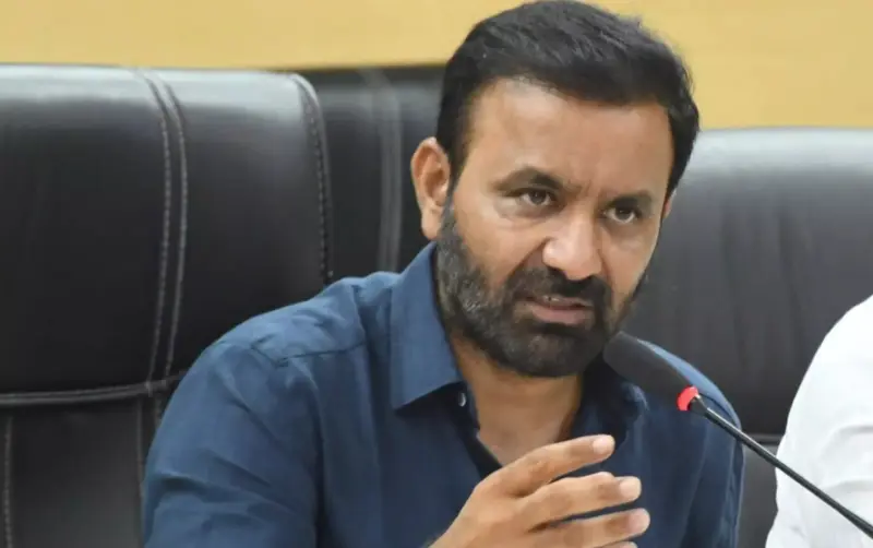 GP library staff will soon get salaries through DBT : Lad