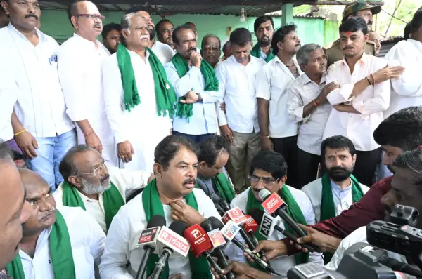 BJP’s Leader Ashoka Slams CM Over Delayed Flood Relief