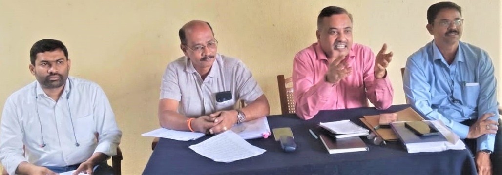 Farmers Complain of Delays, MESCOM Urged to ActChikkamagalur