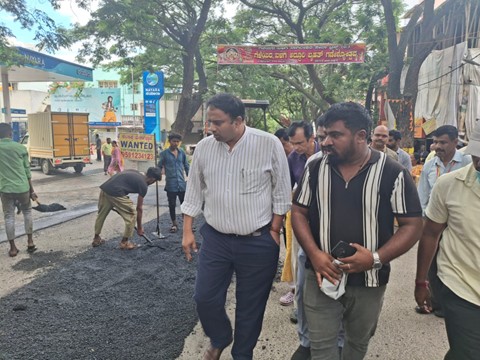 GBA chief inspects road and health facilities