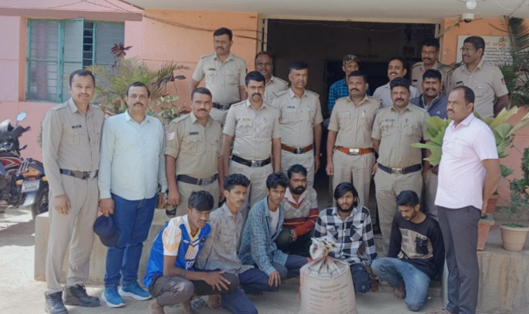 Coffee grower assaulted and robbed; six arrested
