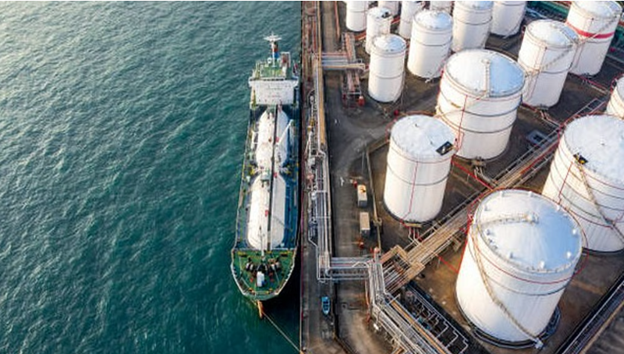 Russian Oil Becomes Cheaper for India as US Pressure Mounts