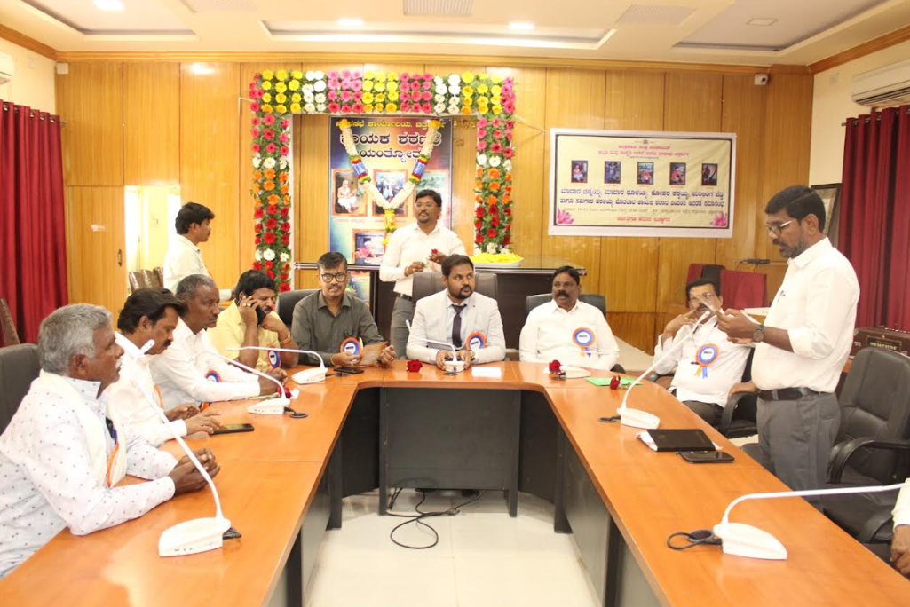Sharana Kayaka Philosophy Lights the Path to an Equal Society: Writer Anand
