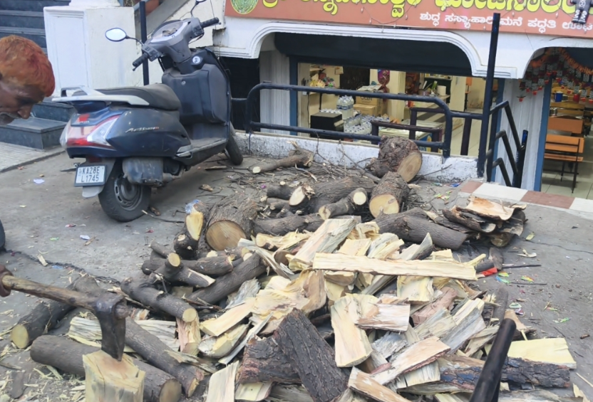 Gas shortage forces hotel to use firewood for cooking