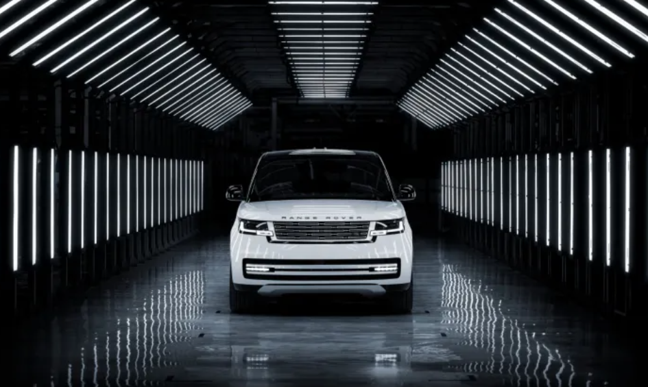 JLR India Cuts Range Rover Prices Ahead of India-UK Trade Deal