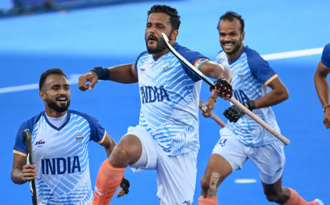 Hockey star Harmanpreet meets cricket icon Kohli