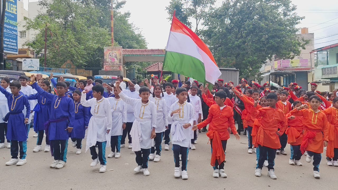 School celebrates Independence Day with distinction