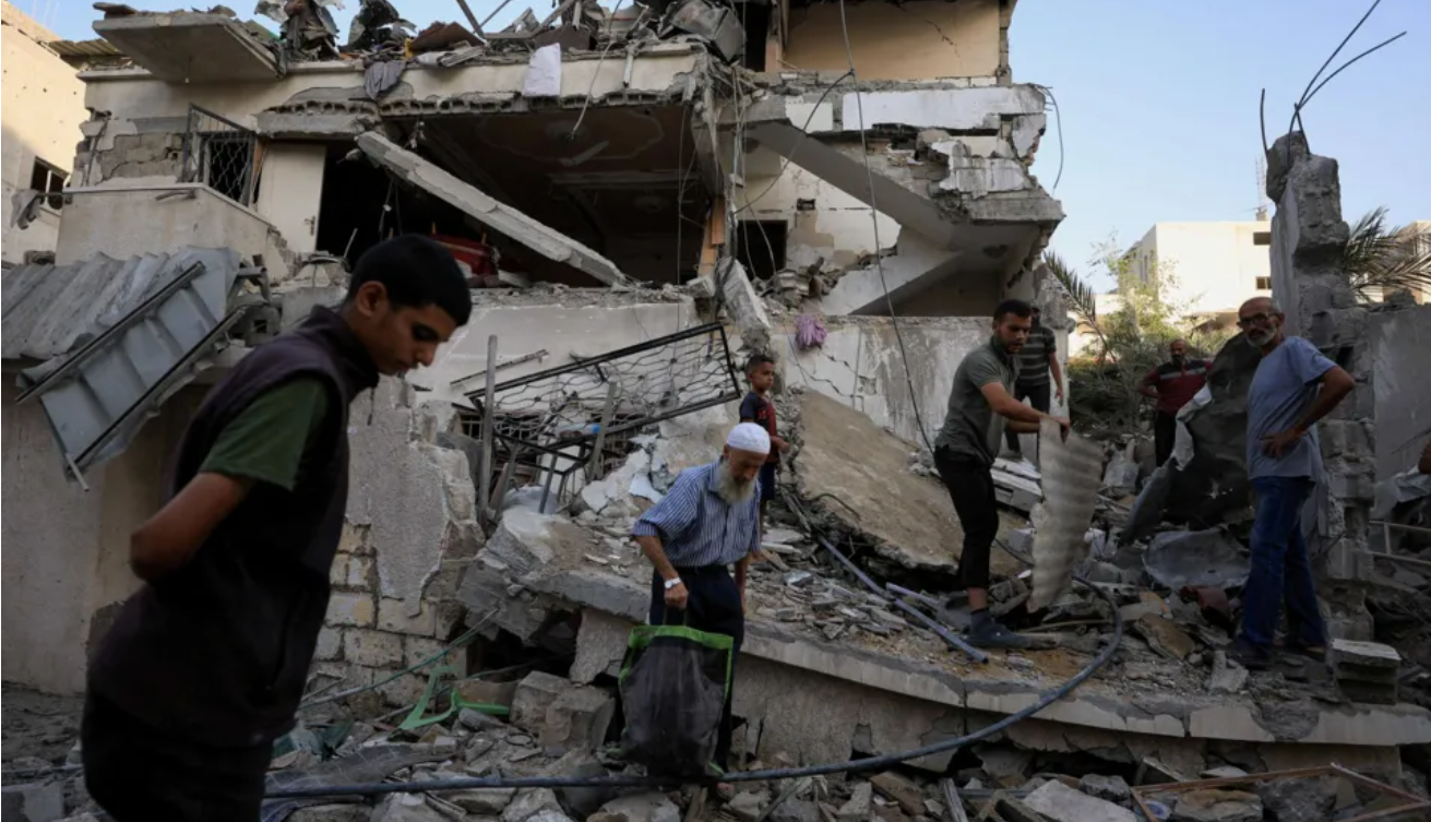 Israel Threatens to Raze Gaza City if Hamas Rejects Terms