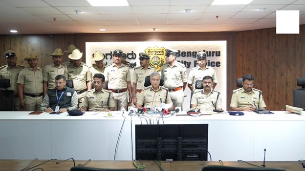 Domestic workers arrested for gold theft