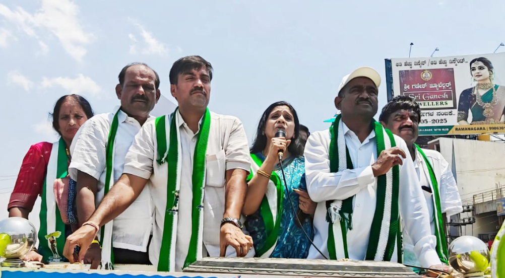 JDS leads protest over women reservation bill