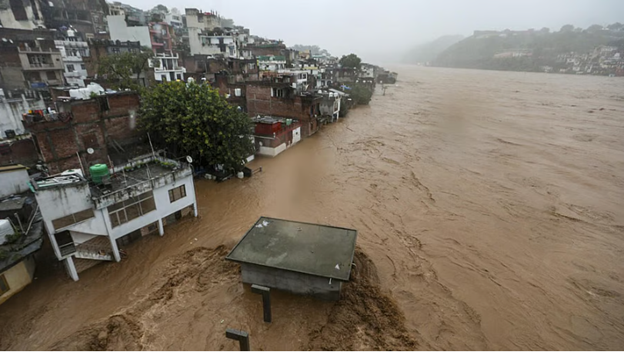 J&K Floods Leave Over 13,500 Homes Damaged, CM Seeks Relief