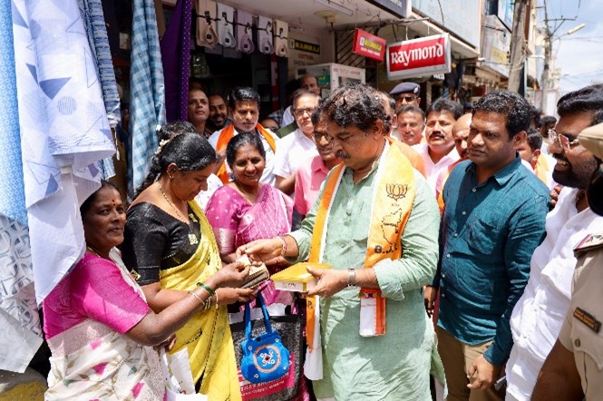 R. Ashoka Slams Karnataka Caste Survey, Calls It ‘Divisive and Illegal’