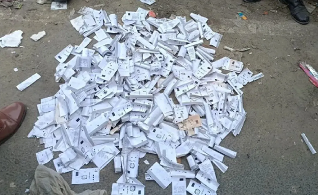 VVPAT slips found dumped on roads, officials say they are from mock polls