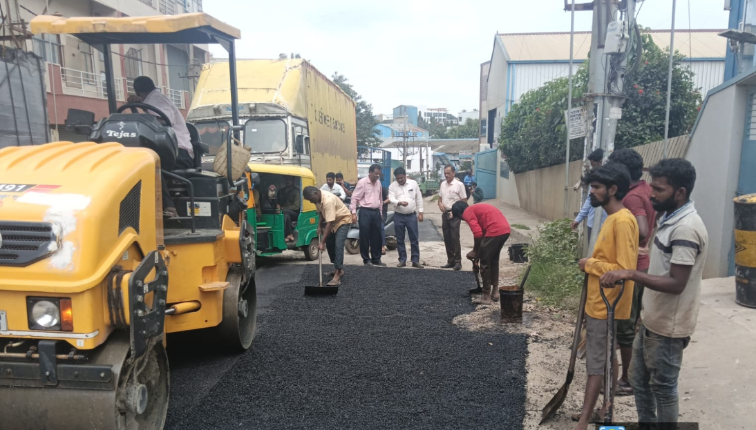GBA Undertakes Pothole Filling Drive in West Bengaluru