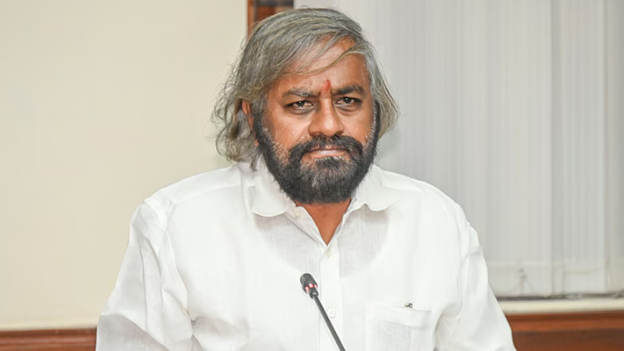 2-phase checking to prevent single-use plastic into forests: Min