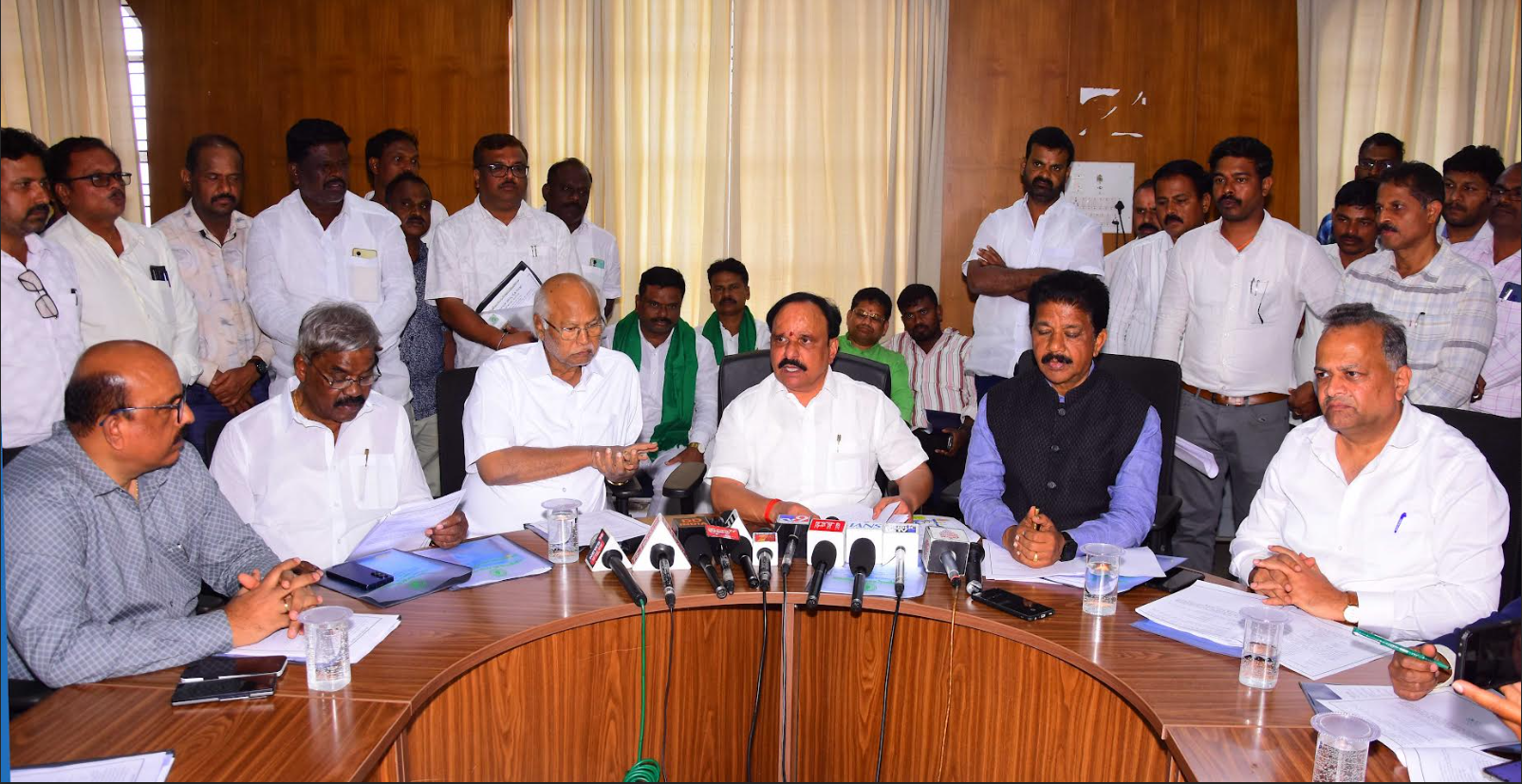 Branch canal to flow water by February end: Min D. Sudhakar
