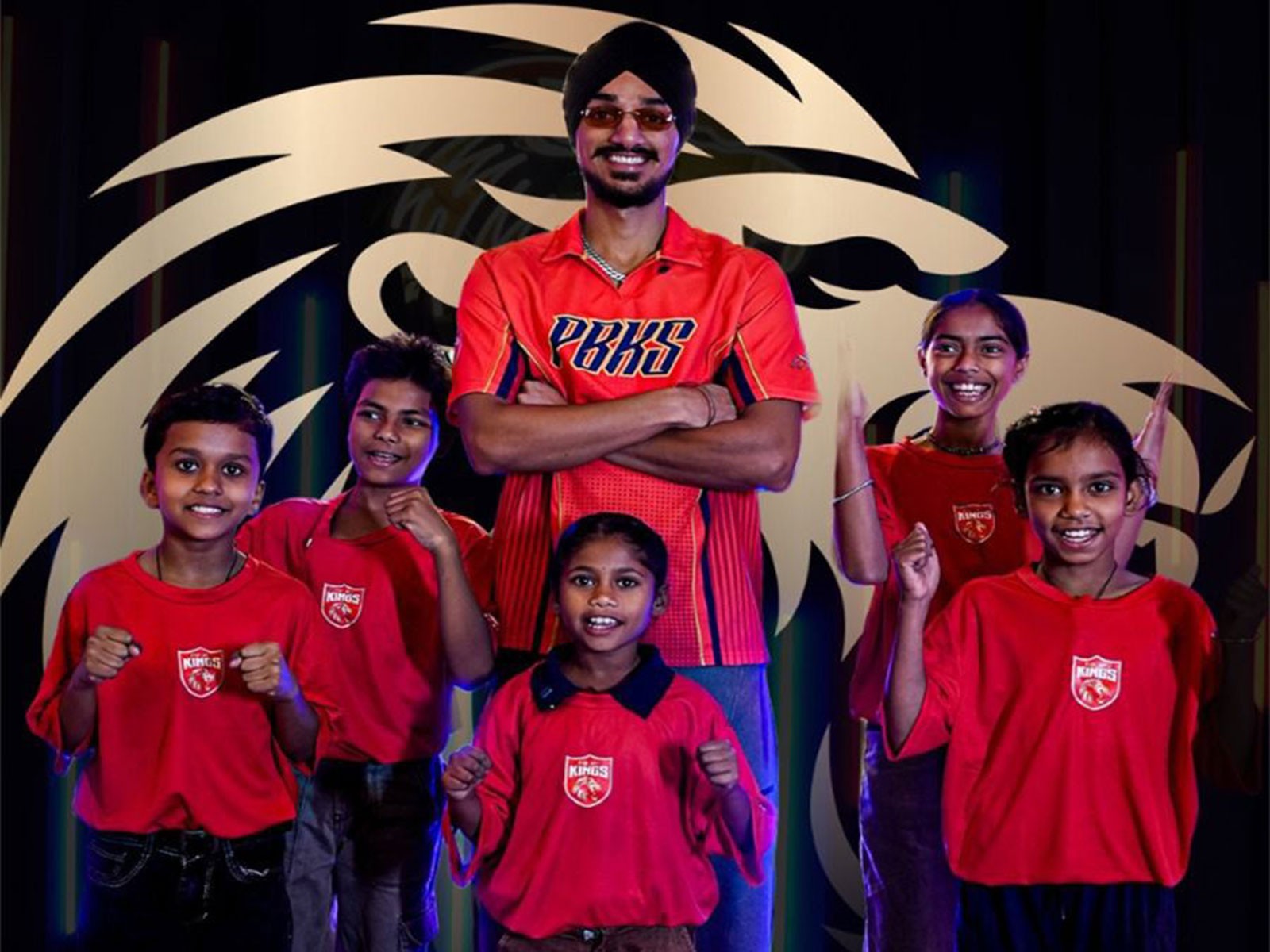 Arshdeep Singh wins hearts of young fans