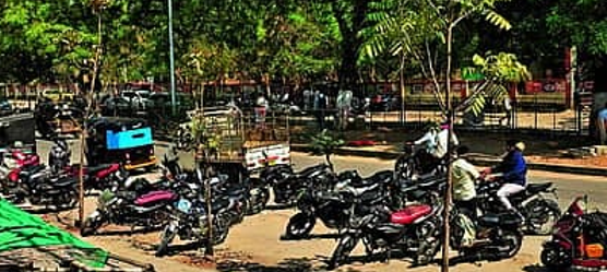 Yadgir vehicle owners ignore traffic fine concession