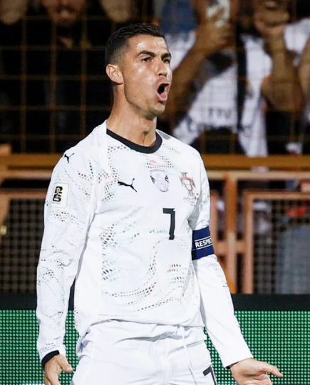 Ronaldo leads Portugal to a strong start in qualifiers