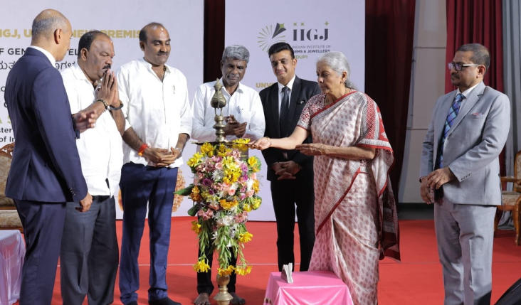Sitharaman inaugurated udupi jewelry institute, urges skill expansion
