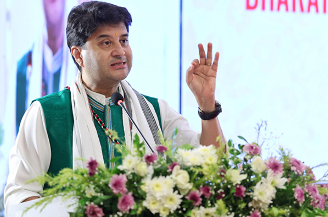 Scindia Urges Youth to Lead India’s Vision of ‘Vishwaguru Bharat’