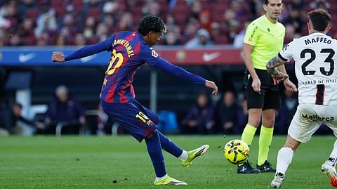 Yamal atones for bad miss with classy goal as Barcelona beat Mallorca 3-0