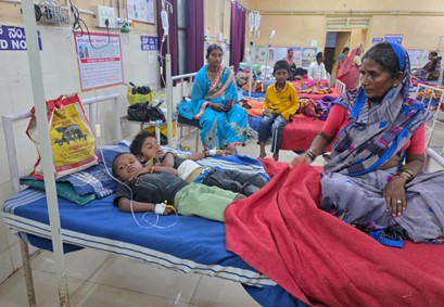 20 People Admitted to Hospital with Vomiting and Diarrhea