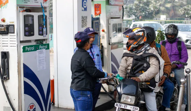 India shields drivers from global fuel crisis