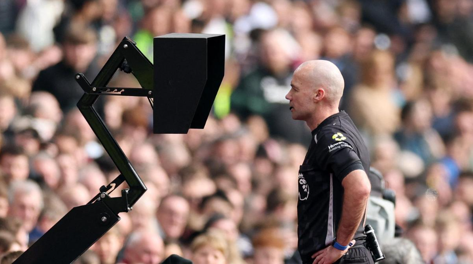 Fans Turn against VAR, FSA Survey Reveals Widespread Discontent
