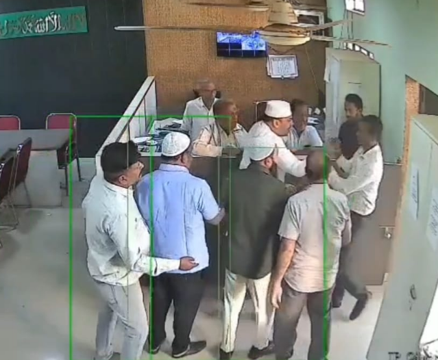 Waqf inspector assaulted at Eidgah Committee office in Bidar