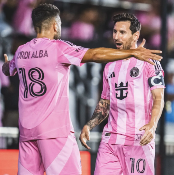 Messi scores twice, leads Inter Miami to victory