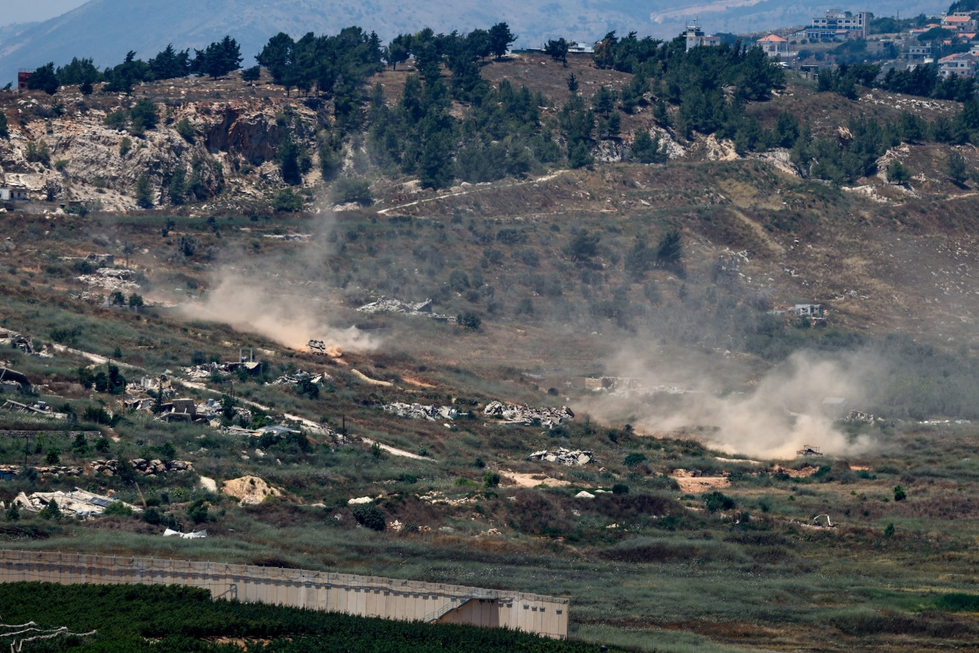 Lebanon rejects Israel pact, backs Iran diplomatic track