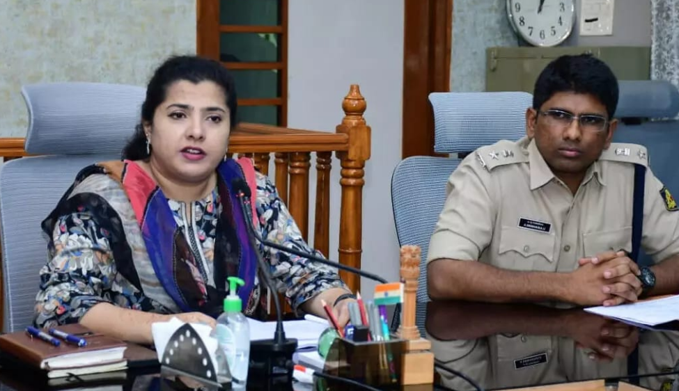 Strict action if manual scavenging reported: DC Fouziah Taranum