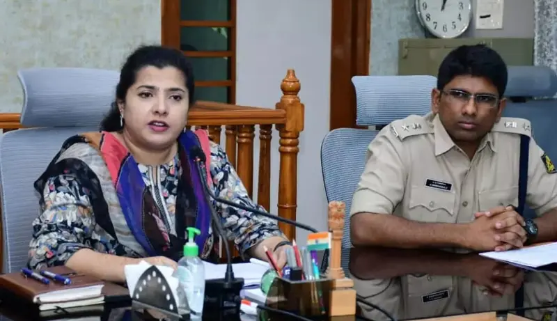 Strict action if manual scavenging reported: DC Fouziah Taranum
