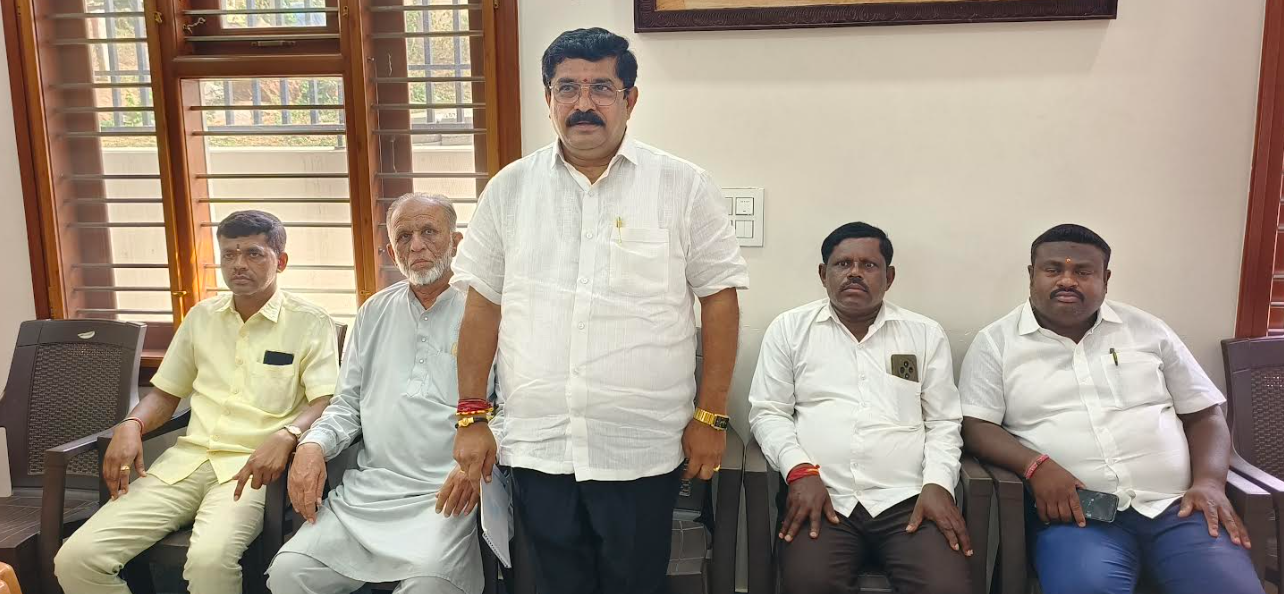 Krishnamurthy challenges A. Manju for open debate