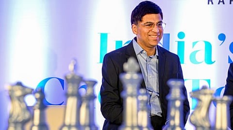 Gukesh can learn from Praggnanandhaa’s resilience, says Viswanathan Anand