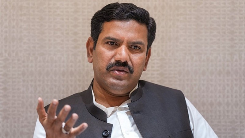 Vijayendra slams Congress over empty promises, drought crisis