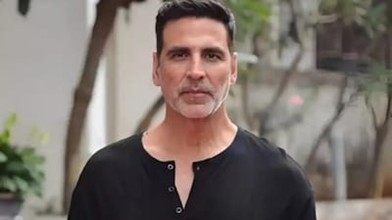 Akshay Kumar joins Juhu Beach clean-up drive