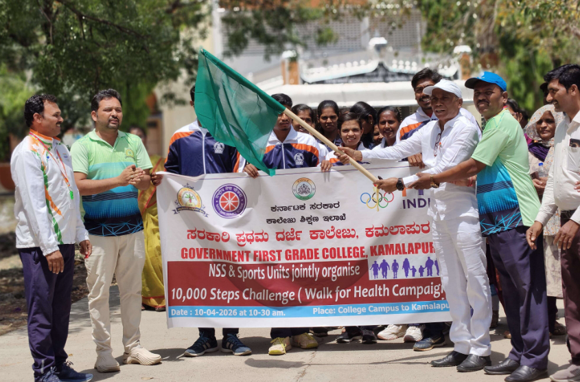 Students launch “10,000 steps for health” drive