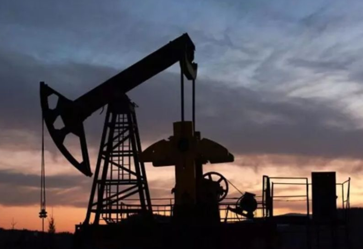 US extends waiver for Russian oil purchases
